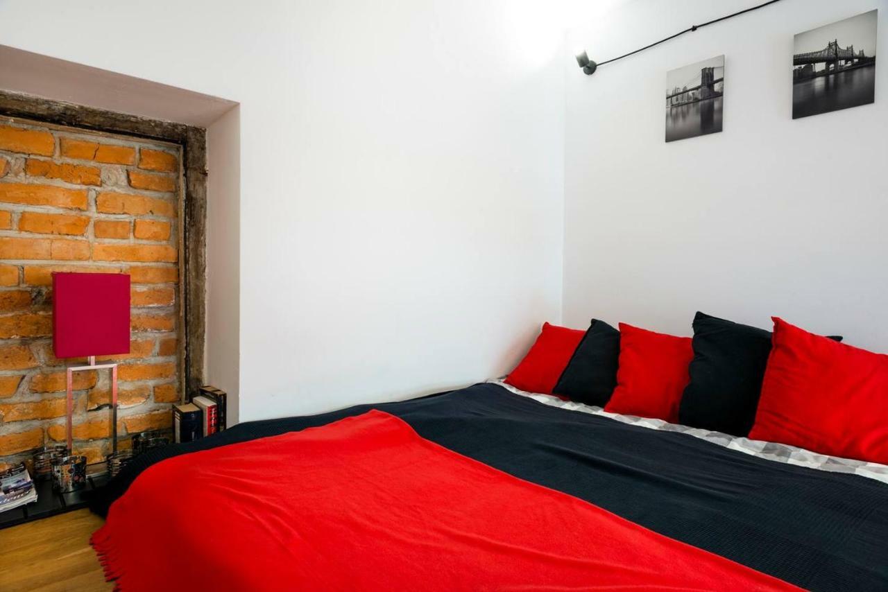 Nomad Apartment