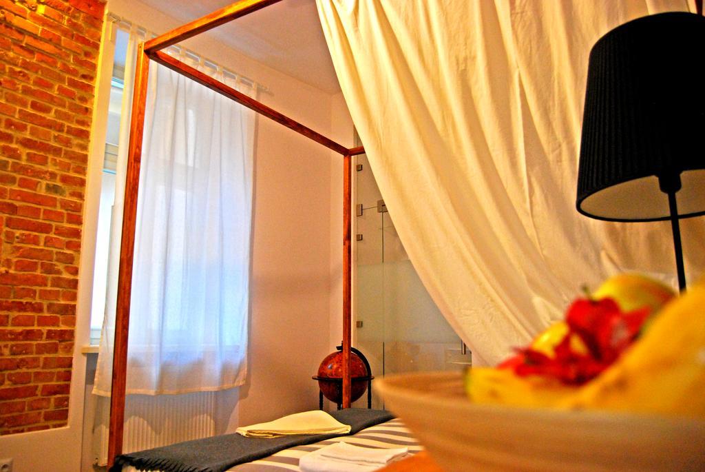 Nomad Apartment